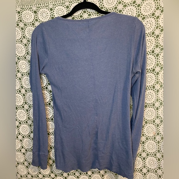 G21 Long Sleeve - Picture 2 of 8